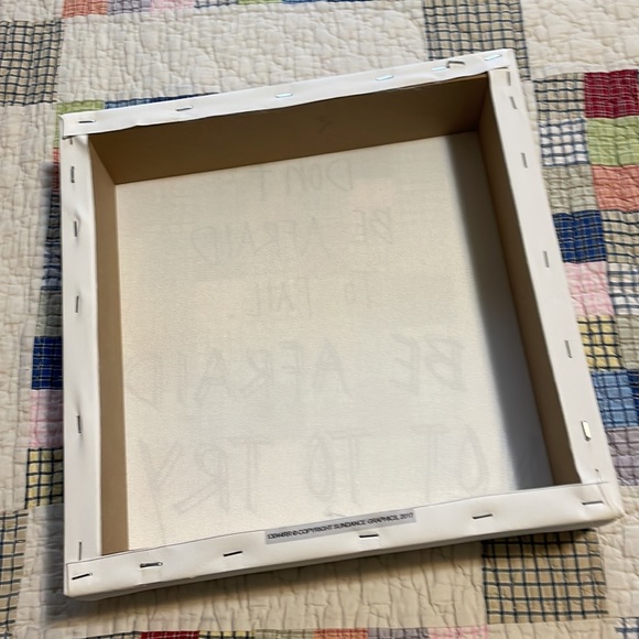 Box sign - Picture 2 of 3